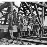 11.1922-Hume-Weir-Flying-fox-builders