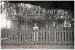 6.Crn-Elizabeth-Stanley-St-Albury